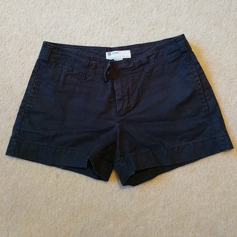 Gap shorts